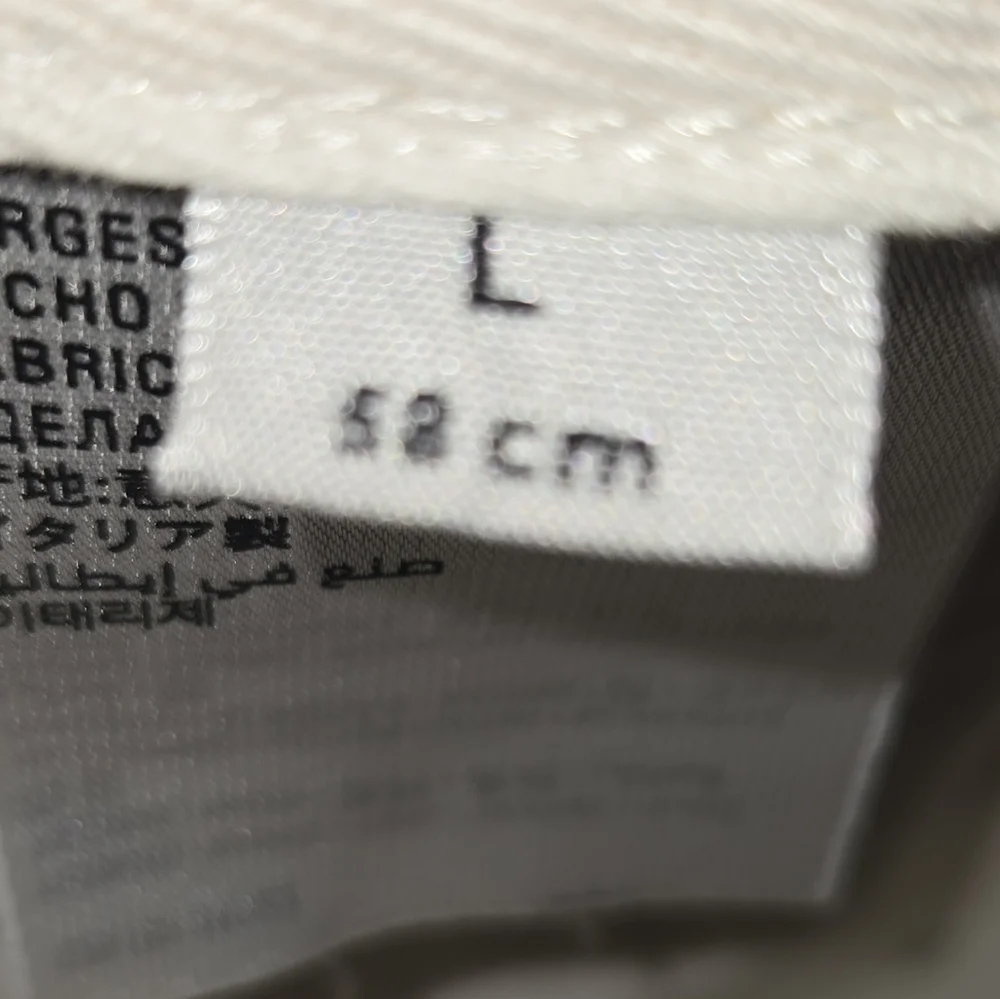 Balenciaga White Cap- Lower Price This Week Only - Picture 5 of 7
